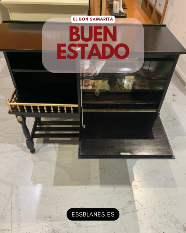 Mueble bar con botellero